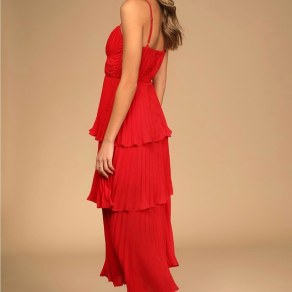 Lulu’s Cascading Crush Red Tiered Midi Dress - M - Picture 2 of 9